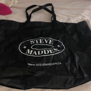 Large Steve Madden bag